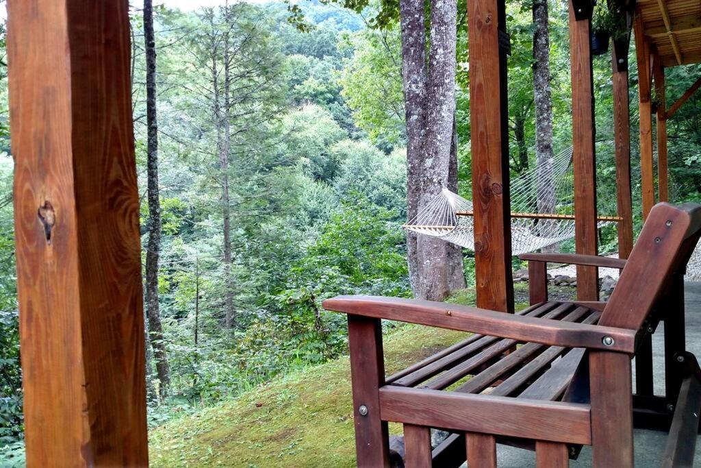 Serene & Cozy - Peaceful View - Fireplace - Creek Fleetwood Екстер'єр фото